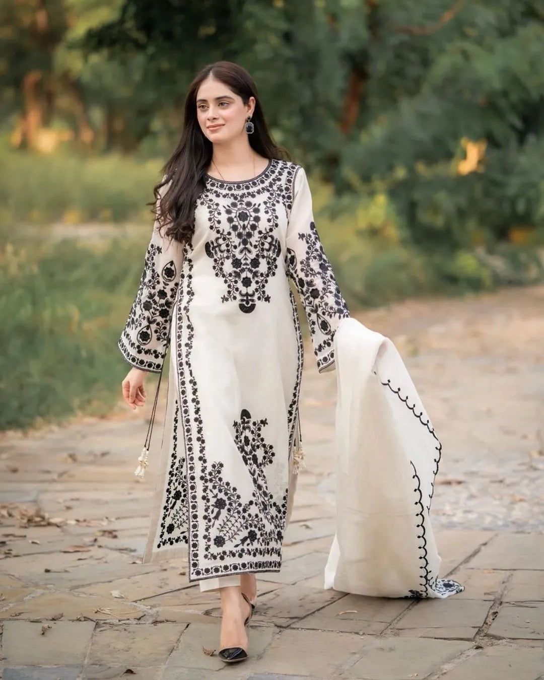 ZARA SHAHJAH|  Dhanak 3 Piece Wedding Winter Collection